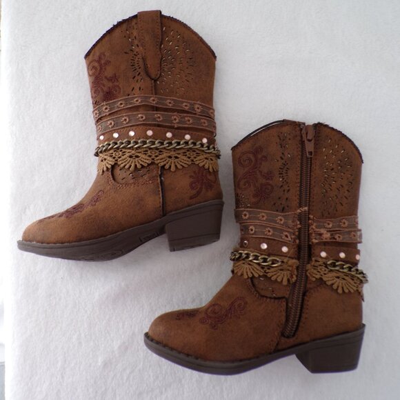 Blingy Lace Chain Detail Embroidered Western Dance Toddler Cowgirl Boots EUC - Picture 2 of 8